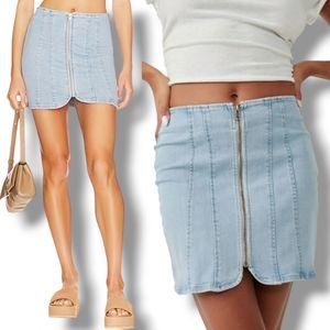 NWT Free People Layla Denim Mini Skirt in Starwash 🩵 Size 2